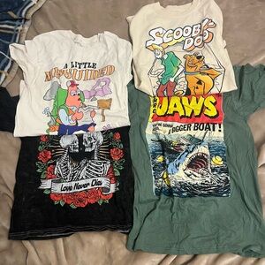 Adult unisex t shirts